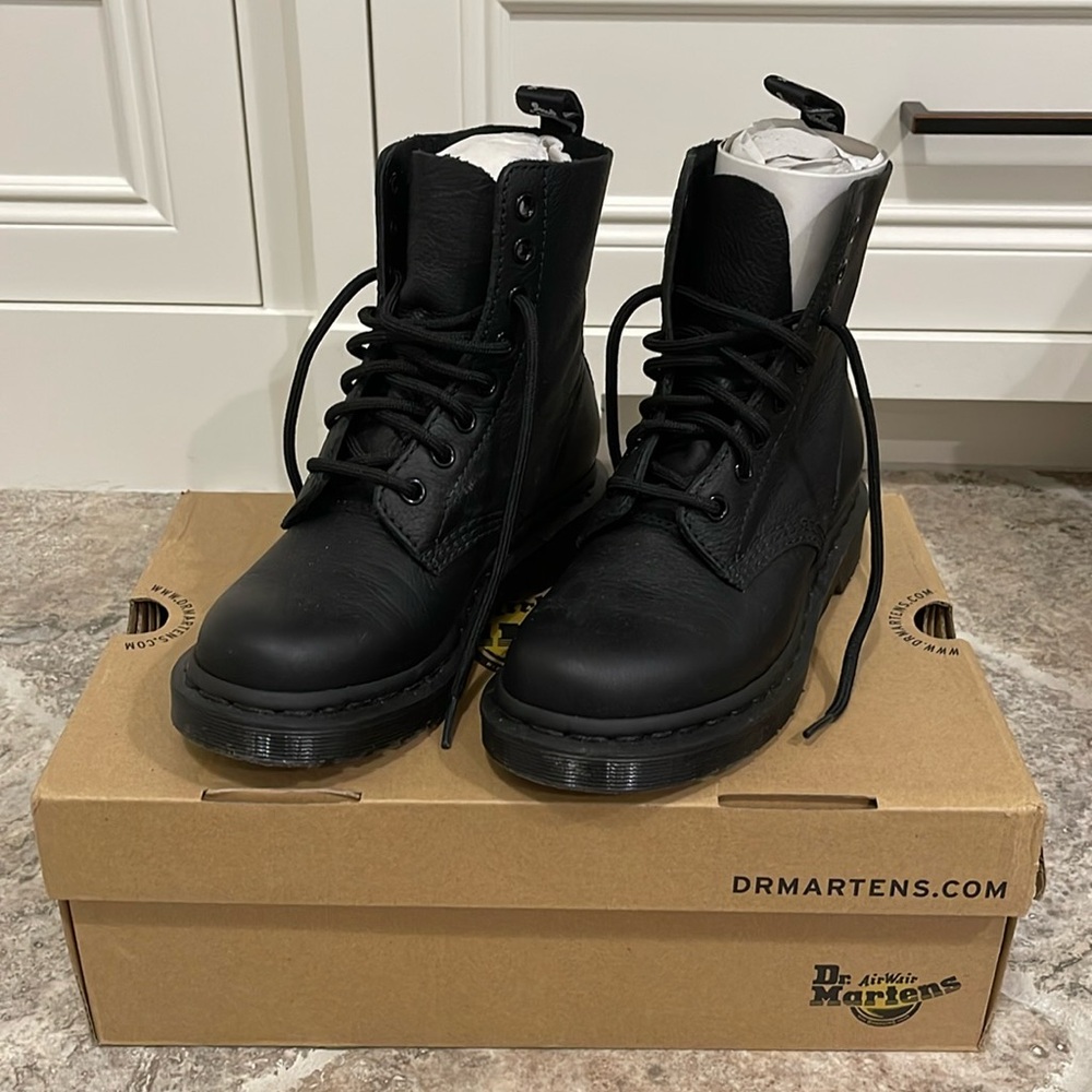 Brand New Black 1460 Pascal Mono Virginia Dr. Martens